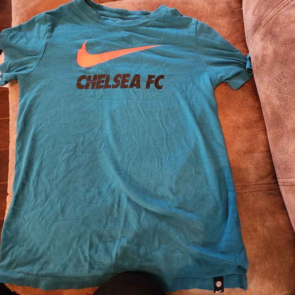 Size Large Nike tee
